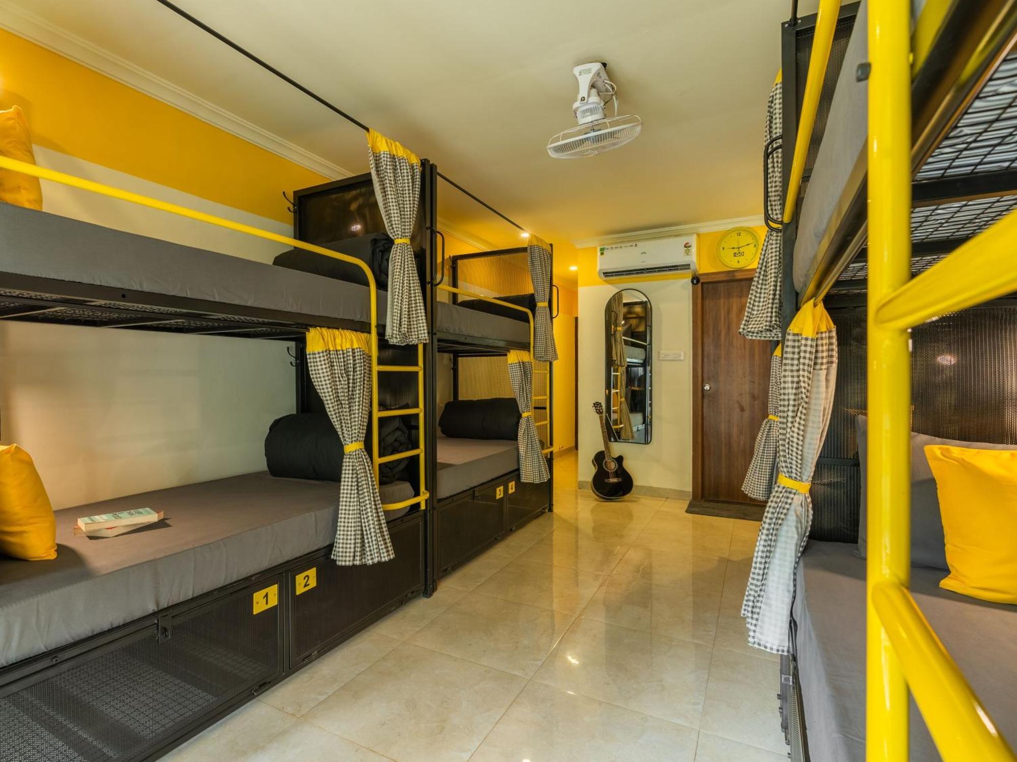 The Hosteller Lonavala, City Centre Exterior photo