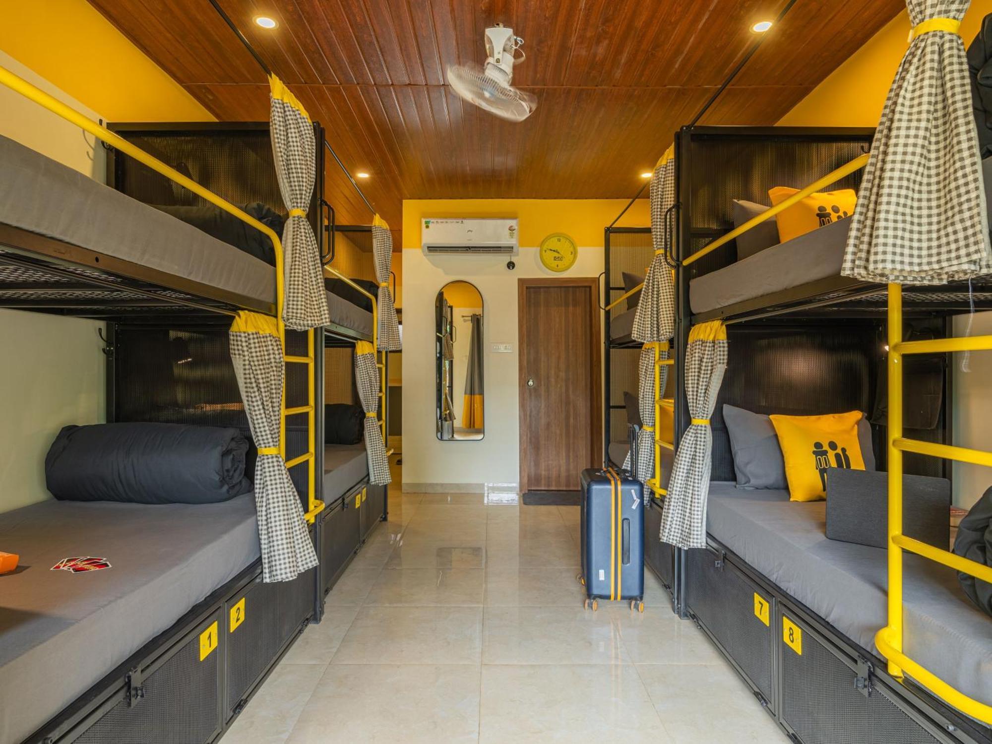 The Hosteller Lonavala, City Centre Exterior photo