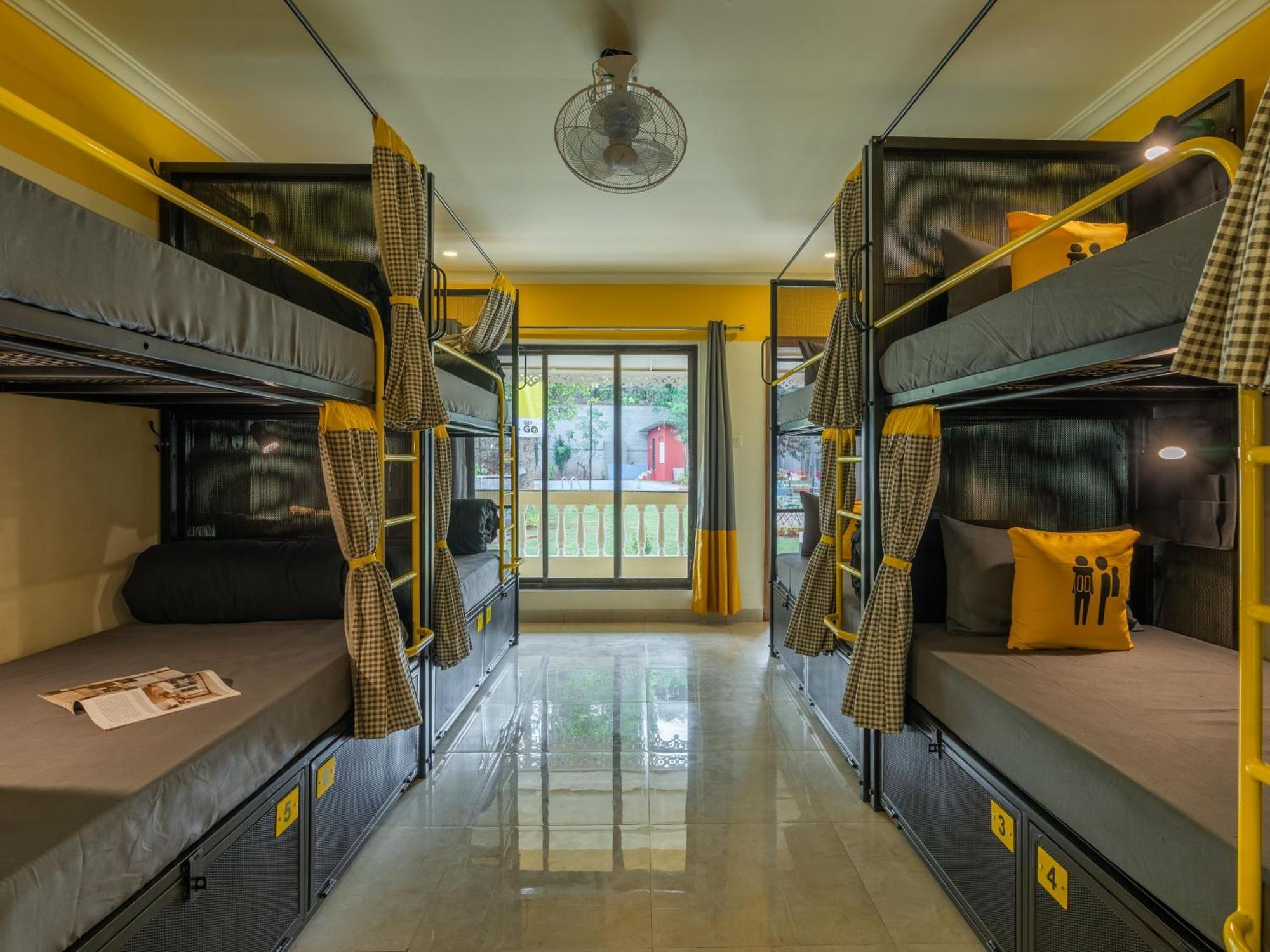 The Hosteller Lonavala, City Centre Exterior photo